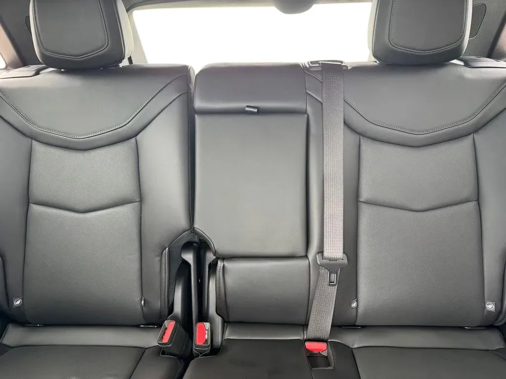 Cadillac XT5 photo 19