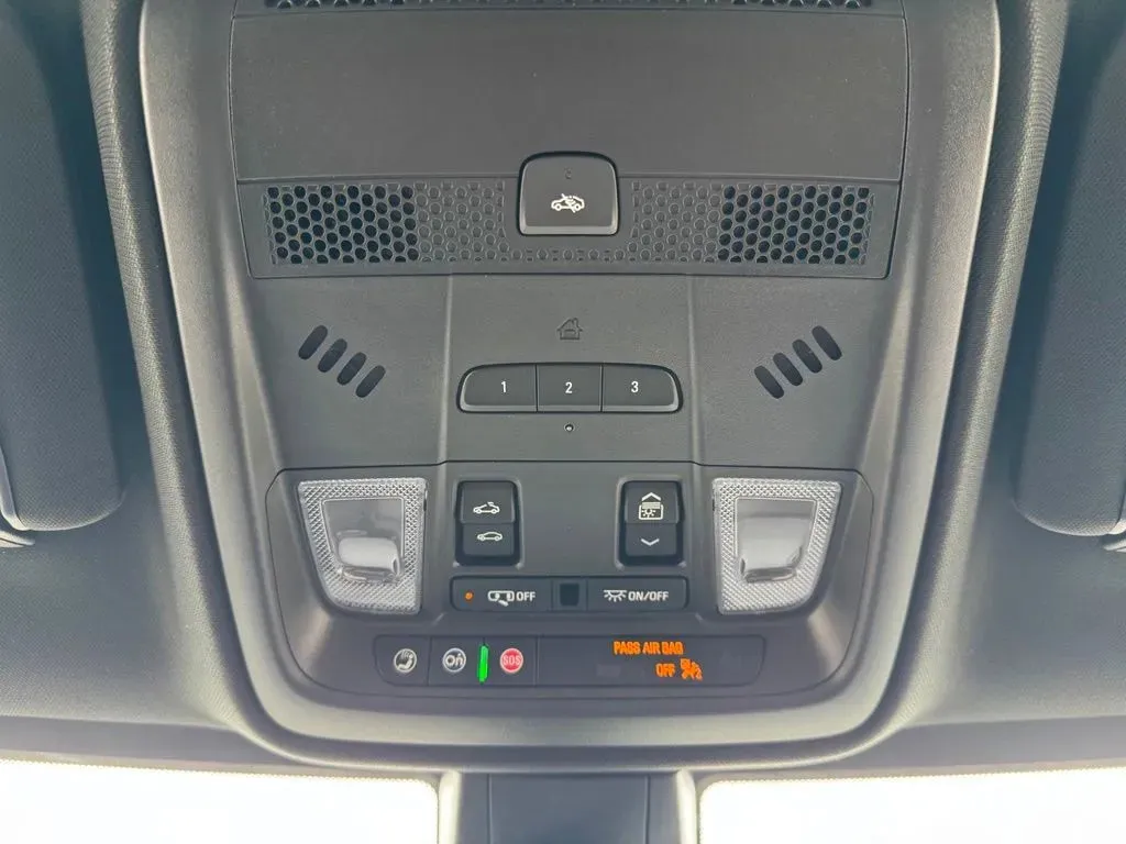 Cadillac XT5 photo 30
