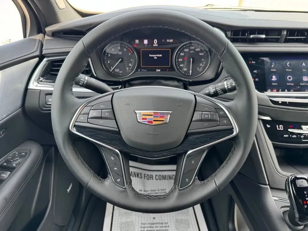 Cadillac XT5 photo 24