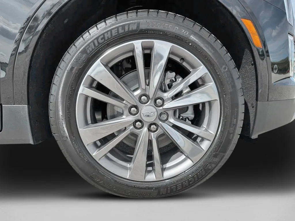 Cadillac XT5 photo 31