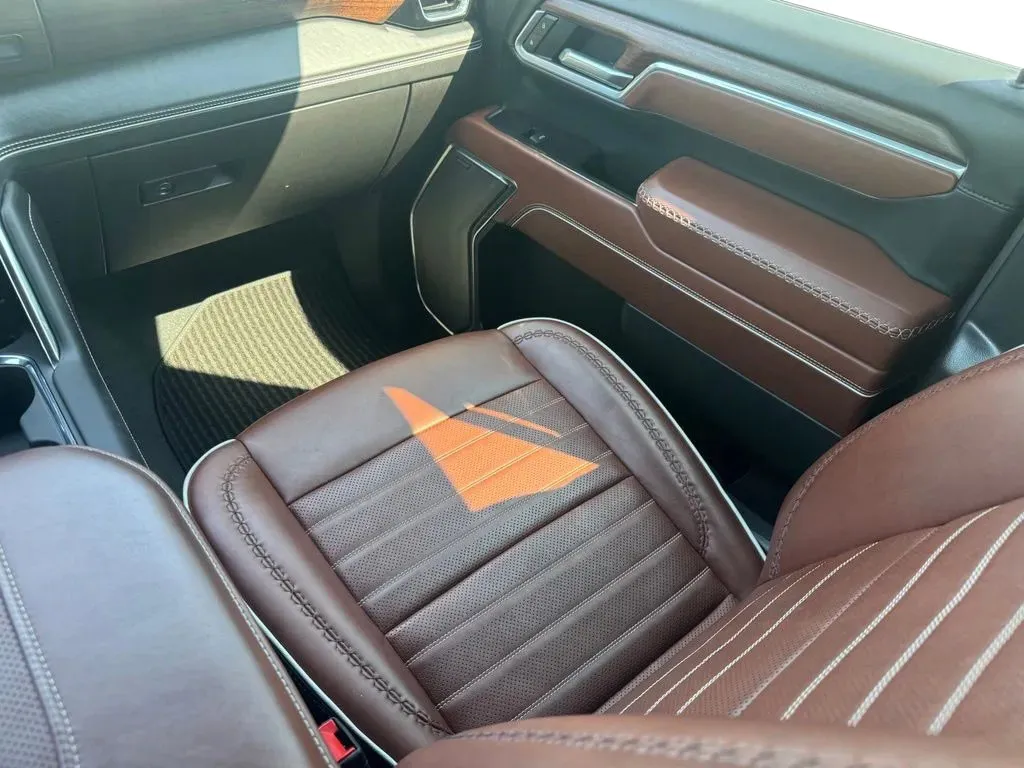 GMC Sierra photo 21
