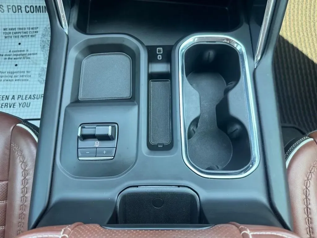 GMC Sierra photo 28