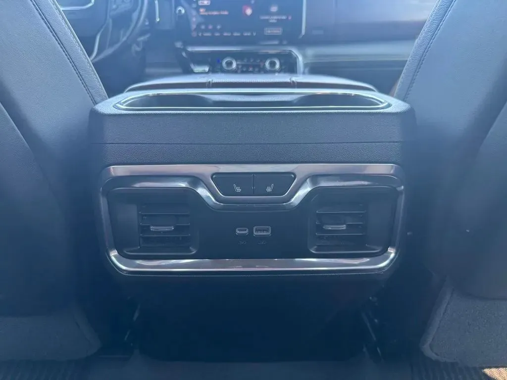 GMC Sierra photo 20