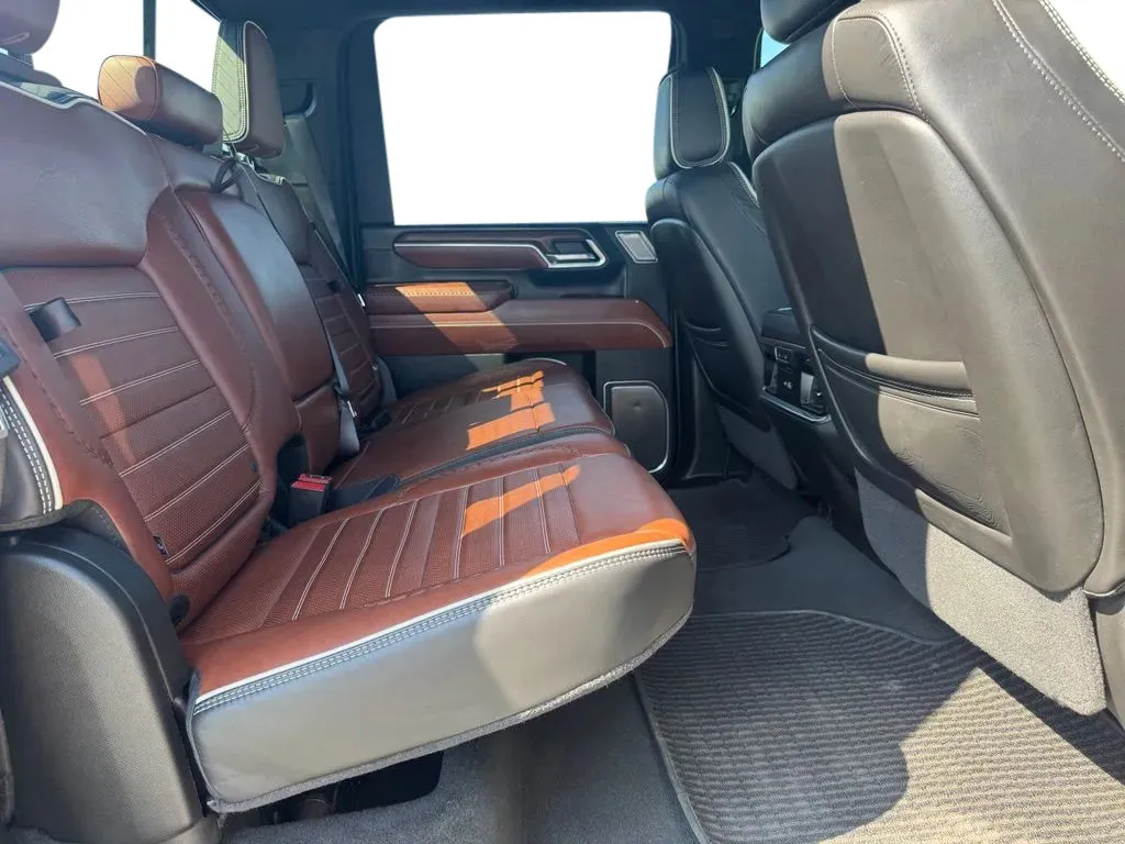 GMC Sierra photo 17