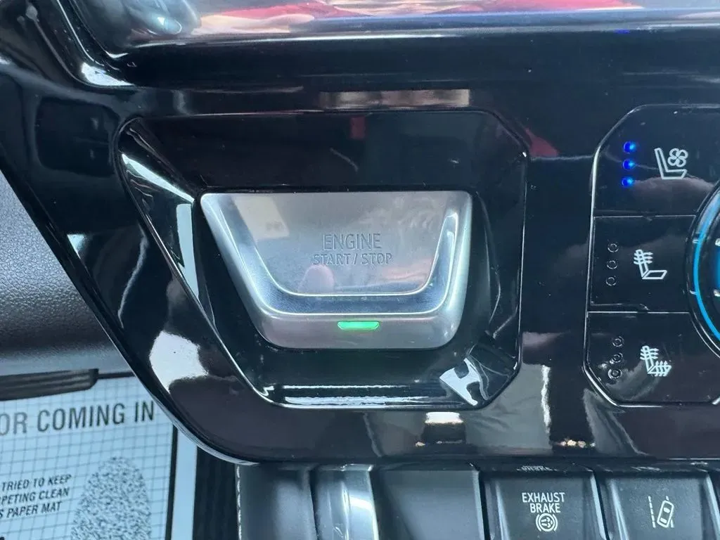 GMC Sierra photo 26