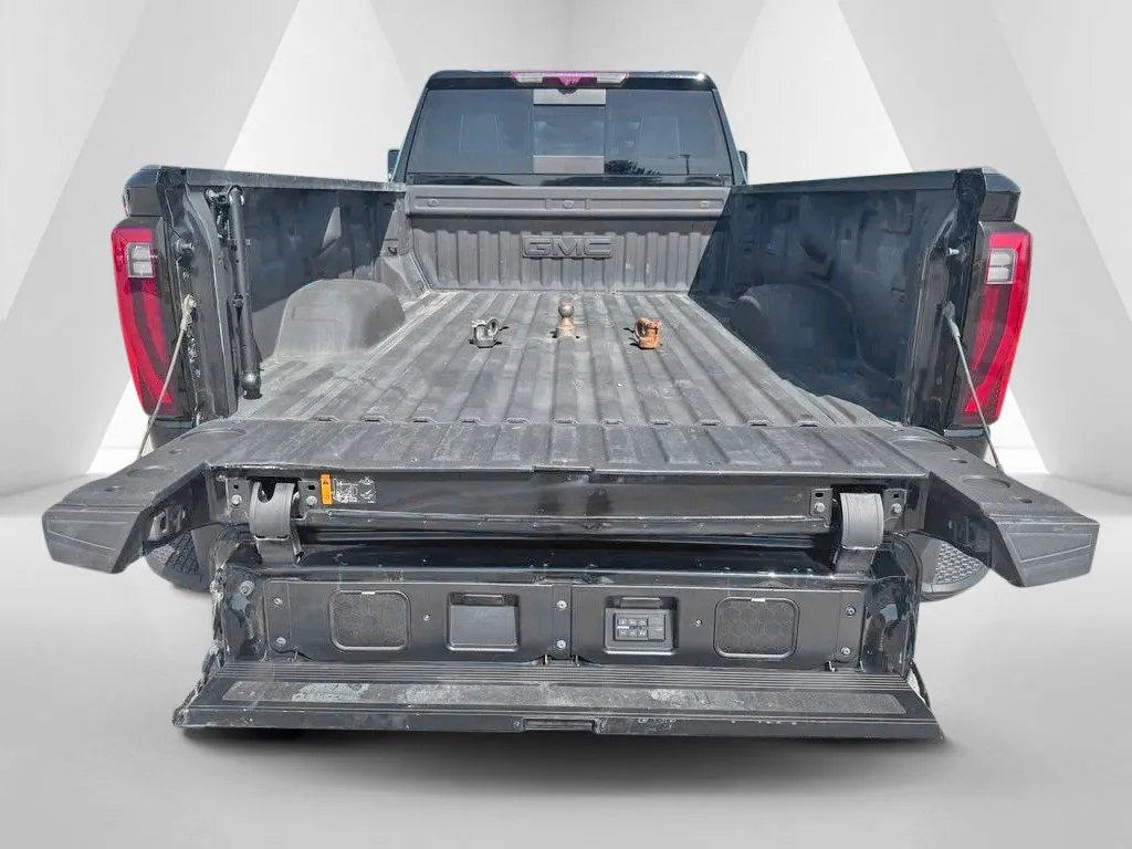 GMC Sierra photo 35