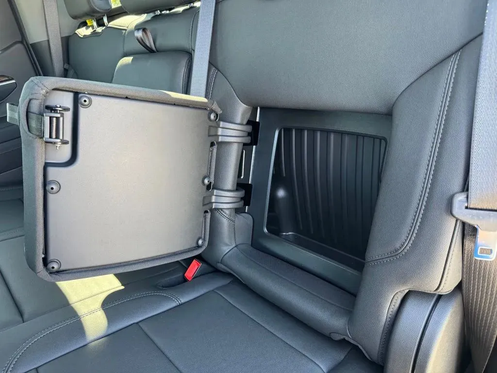 GMC Sierra photo 18