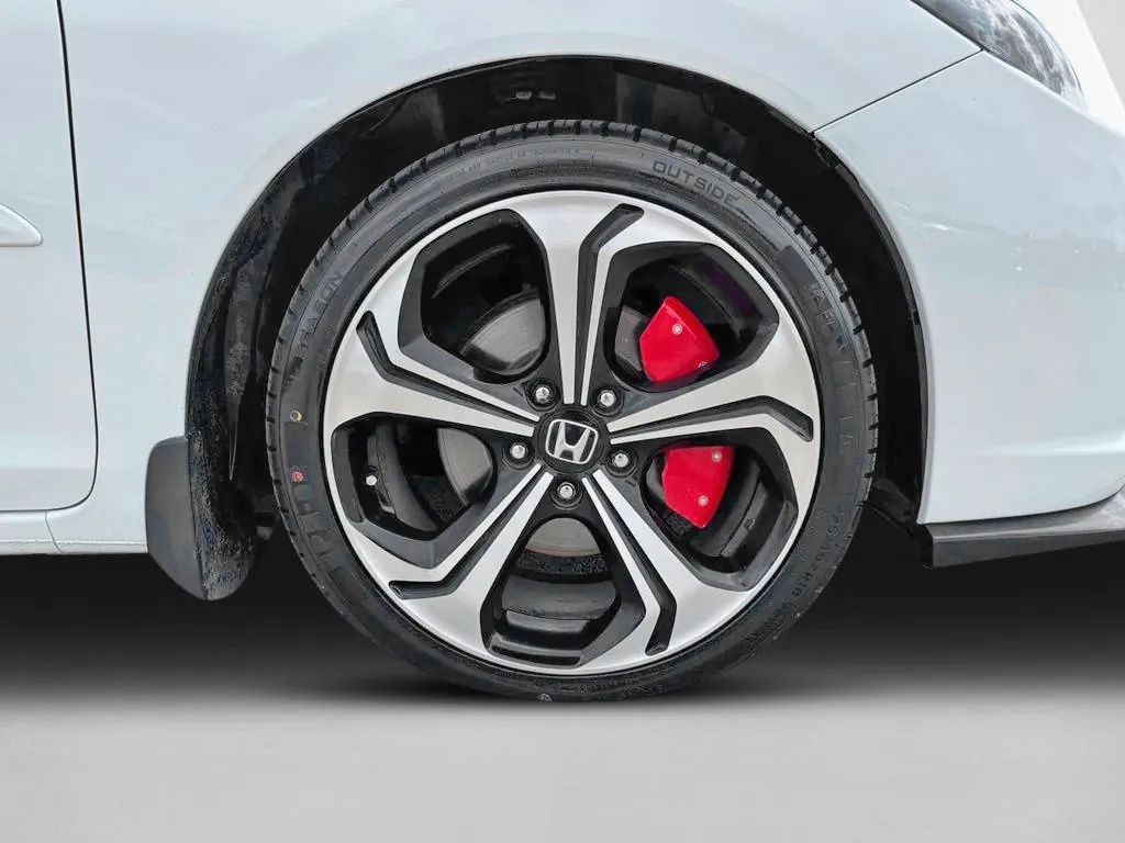 Honda Civic photo 31