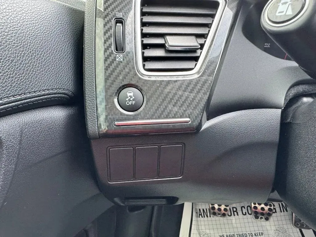 Honda Civic photo 23