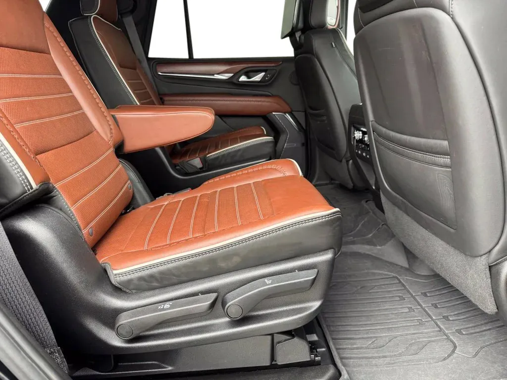 GMC Yukon photo 17