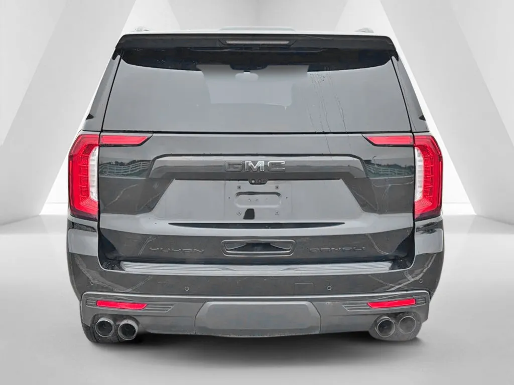 GMC Yukon photo 6