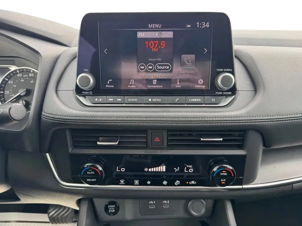 Nissan Rogue photo 27