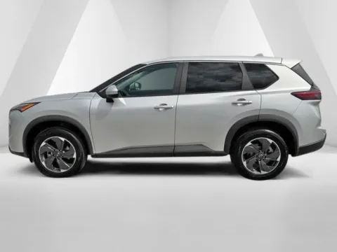 More photos of 2024 Nissan Rogue SV at Braden Cadillac GMC, OH
