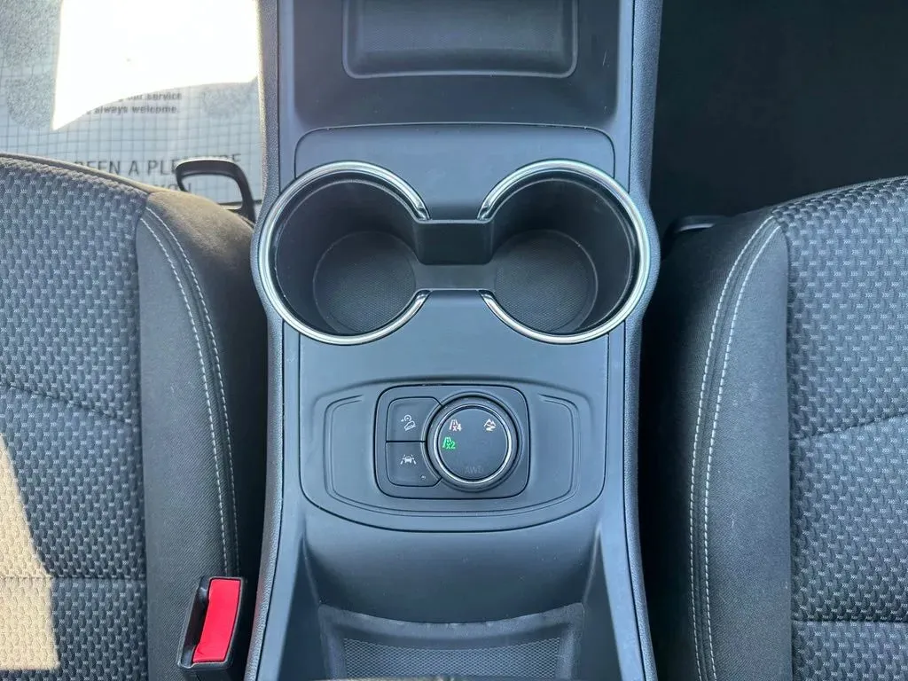 GMC Terrain photo 26