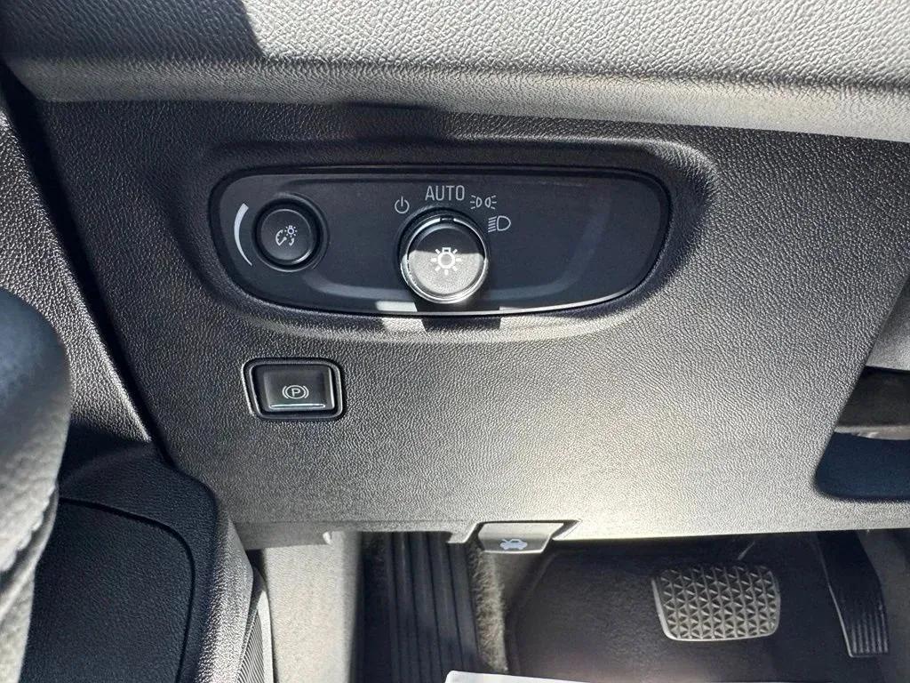 GMC Terrain photo 22
