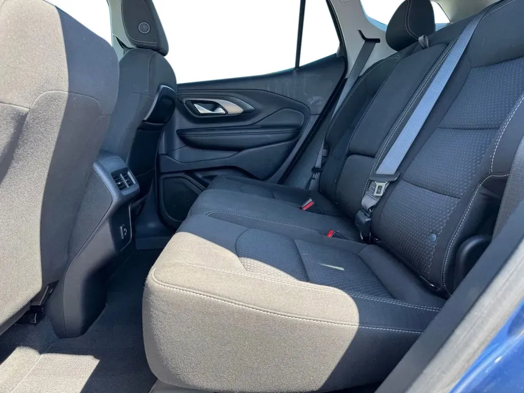GMC Terrain photo 17