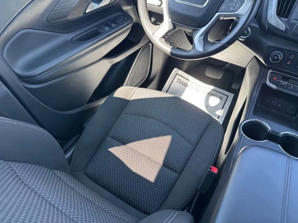 GMC Terrain photo 21