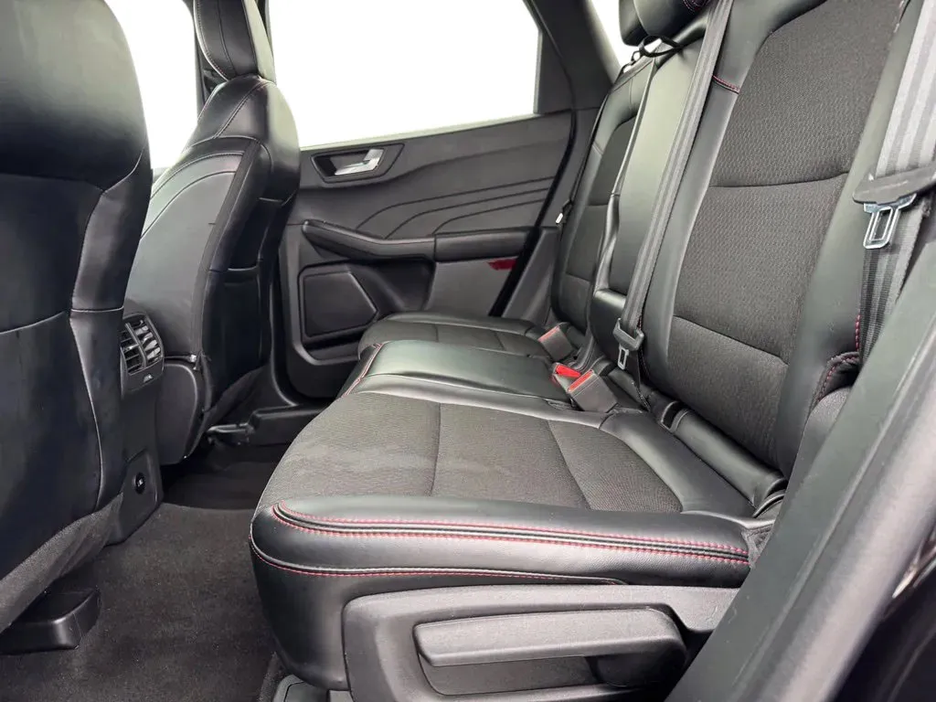 Ford Escape photo 17