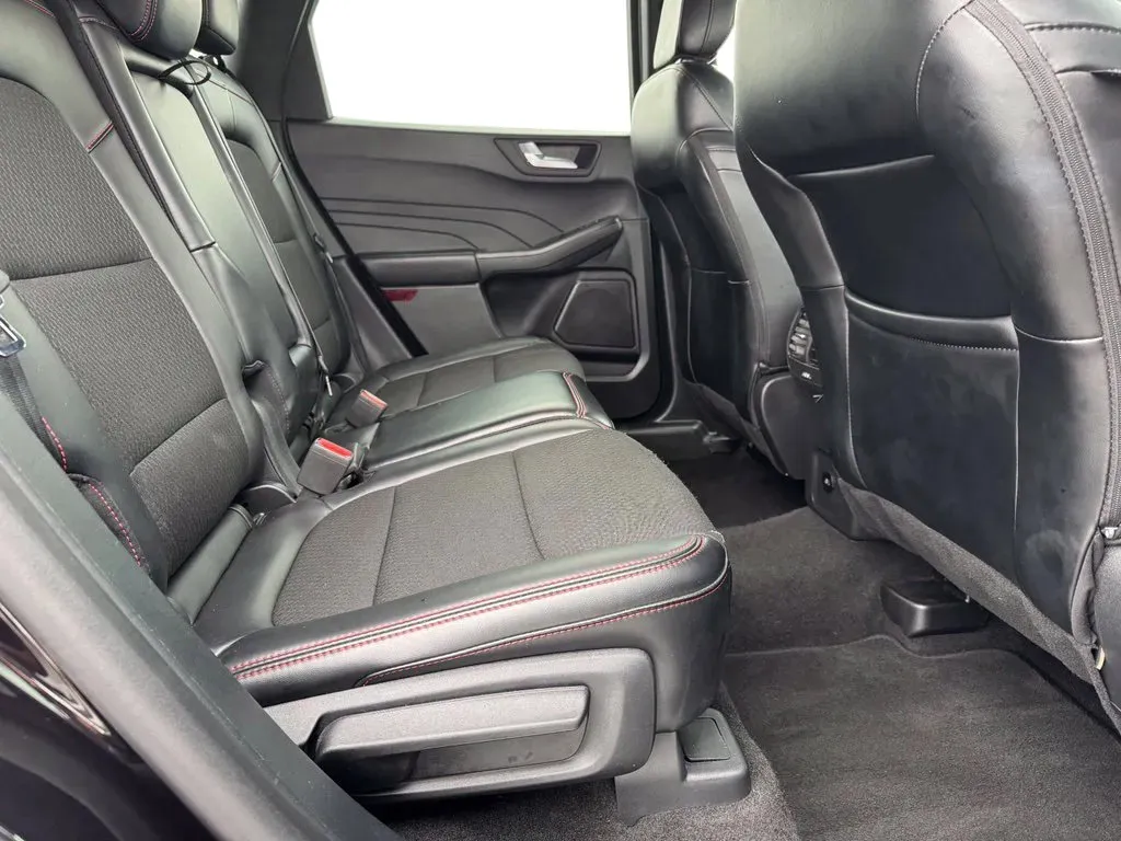 Ford Escape photo 16