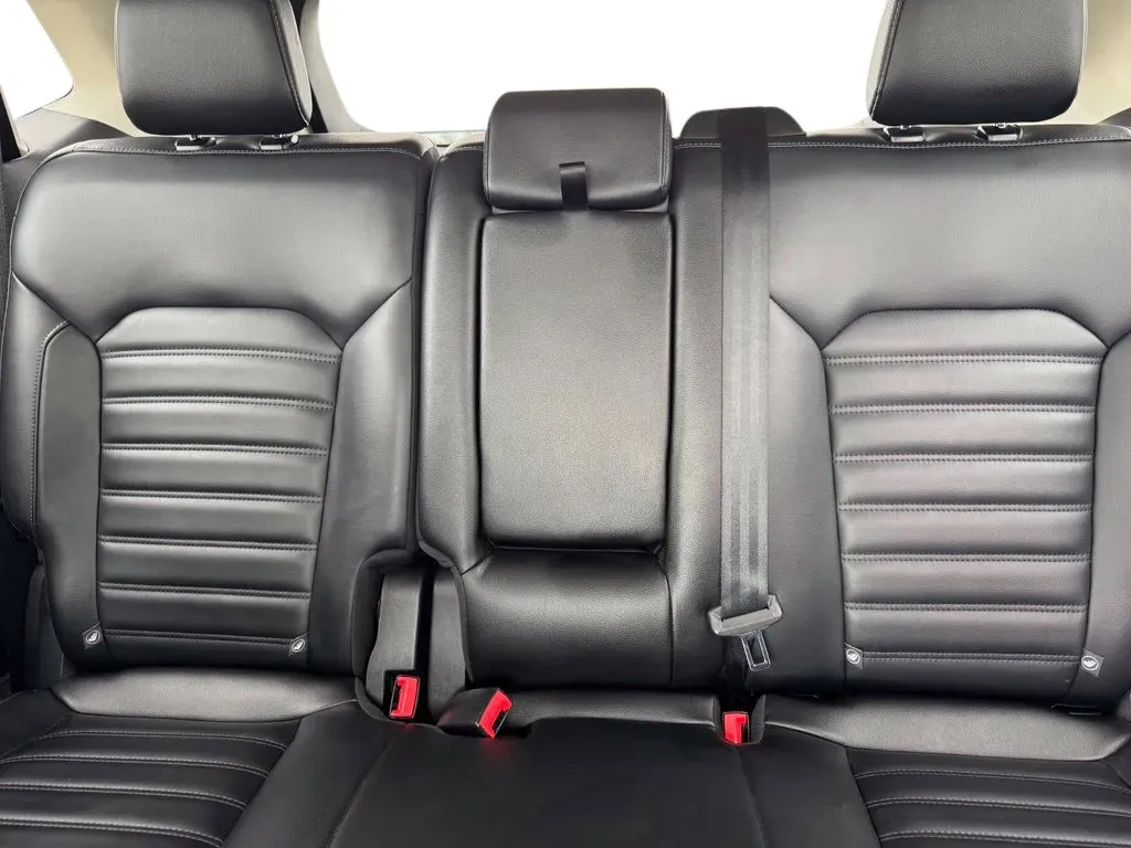 Ford Edge photo 18