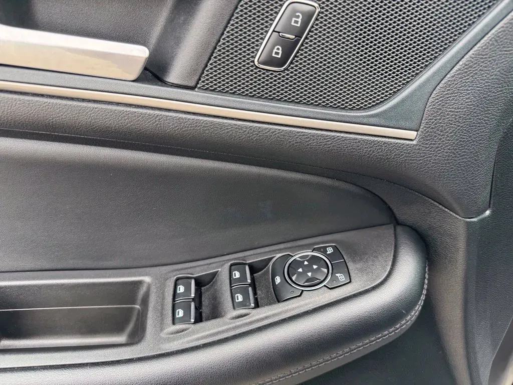 Ford Edge photo 12