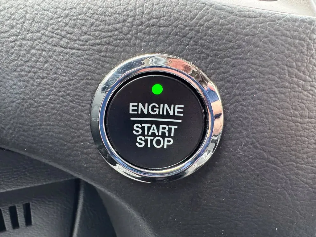 Ford Edge photo 25