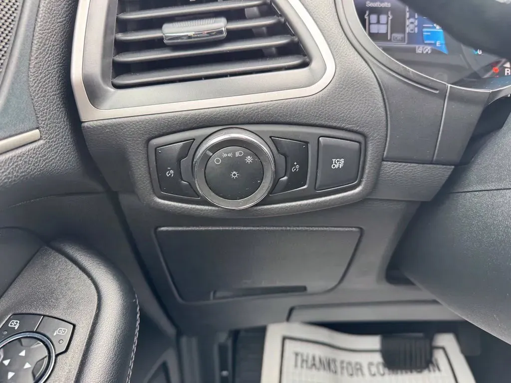 Ford Edge photo 22