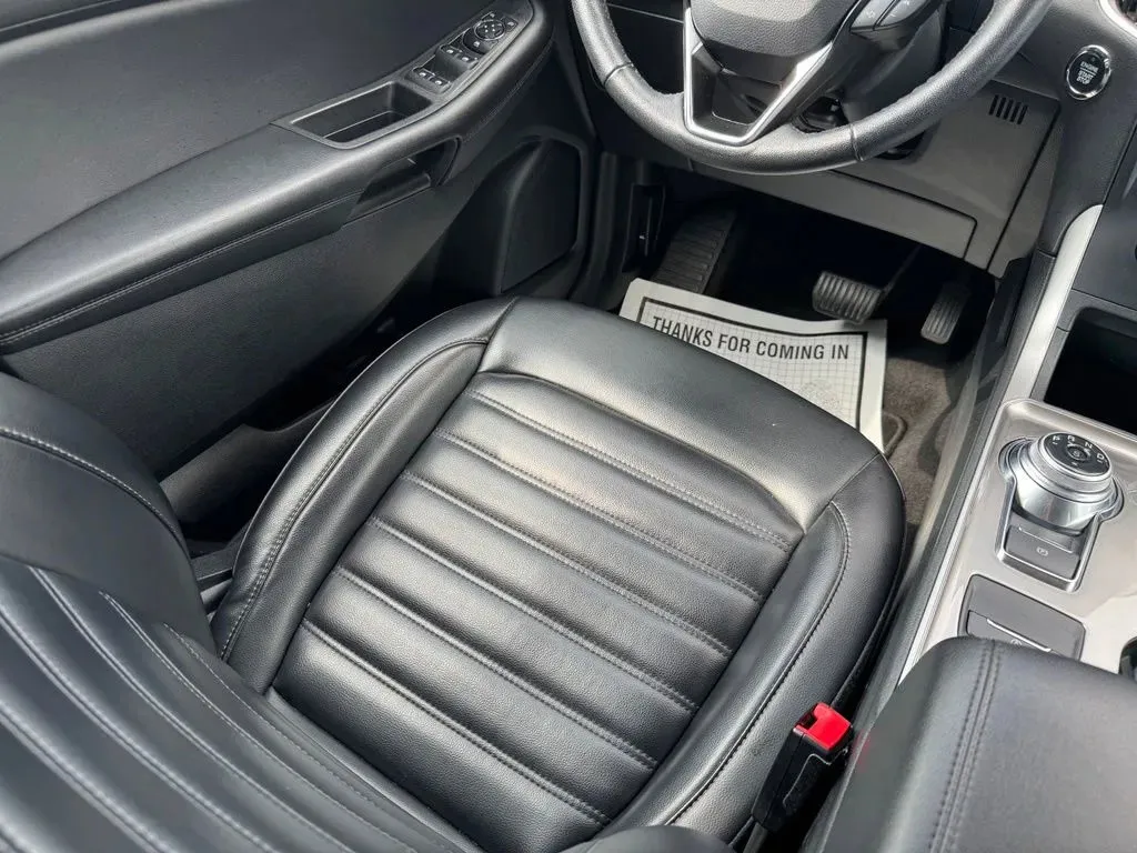 Ford Edge photo 21
