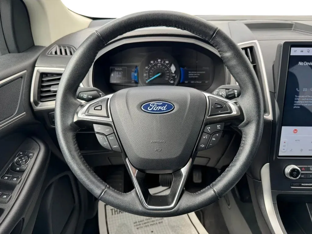 Ford Edge photo 23