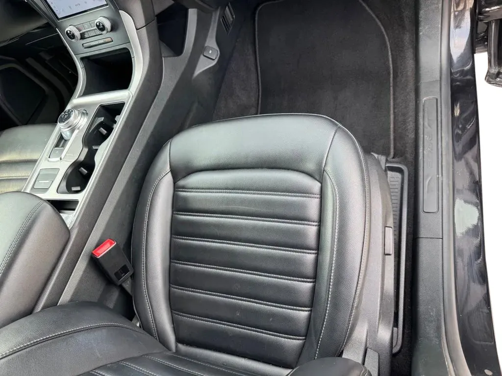 Ford Edge photo 14