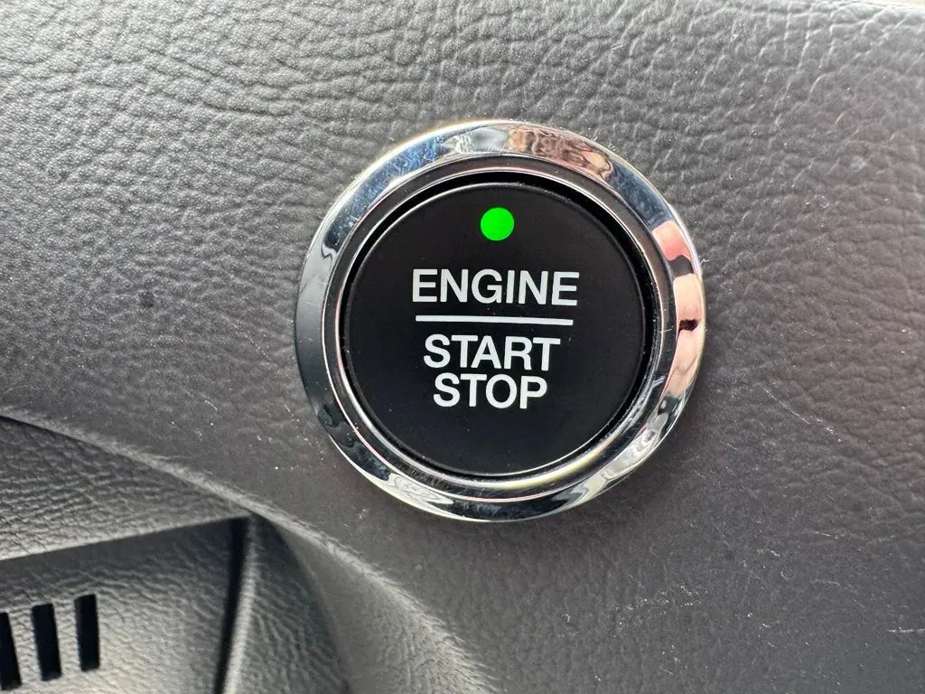 Ford Edge photo 25