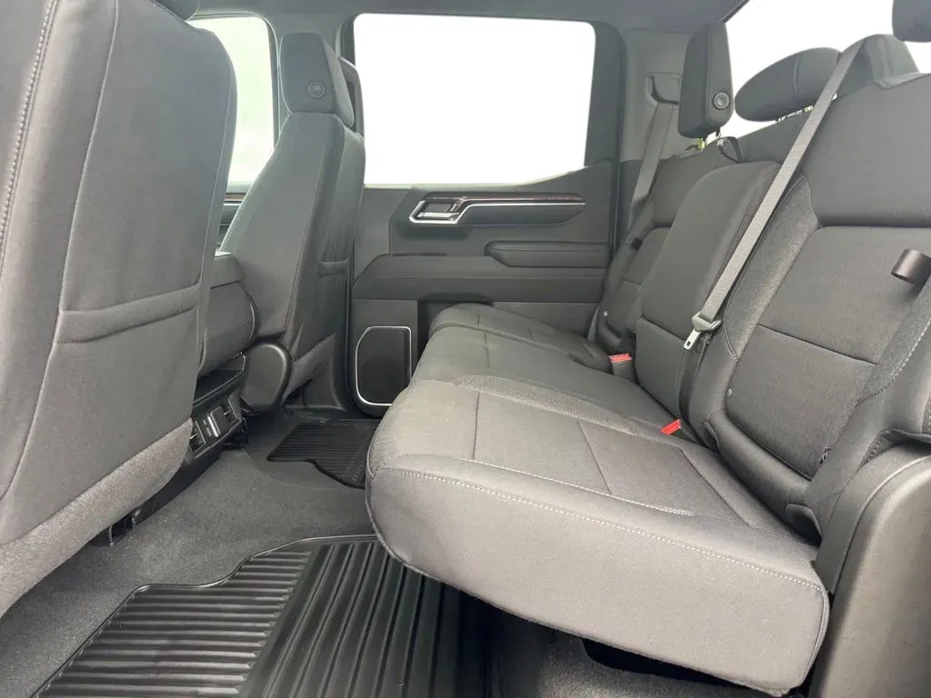 GMC Sierra photo 17