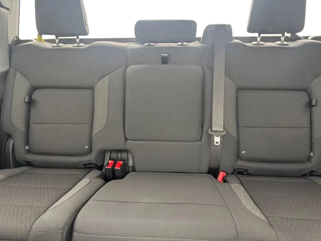 GMC Sierra photo 19