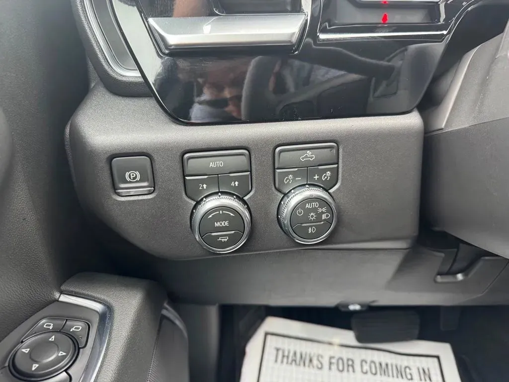 GMC Sierra photo 23