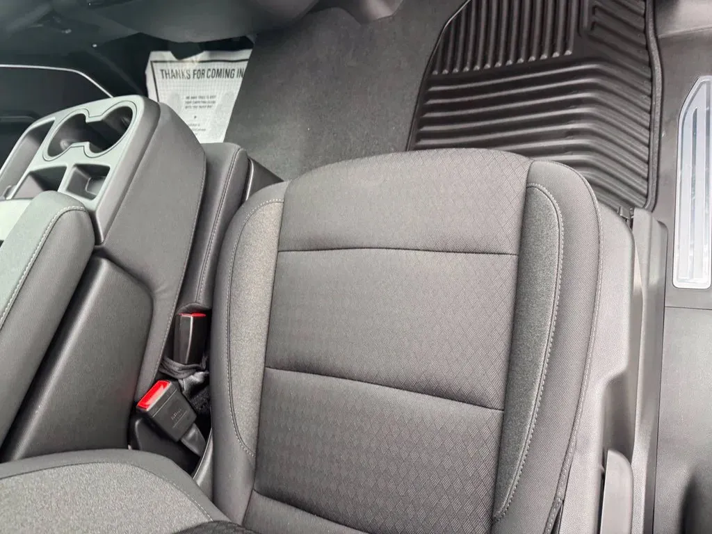 GMC Sierra photo 14