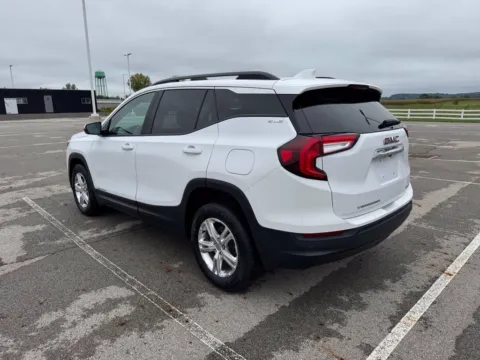 More photos of 2022 GMC Terrain SLE at Braden Cadillac GMC, OH