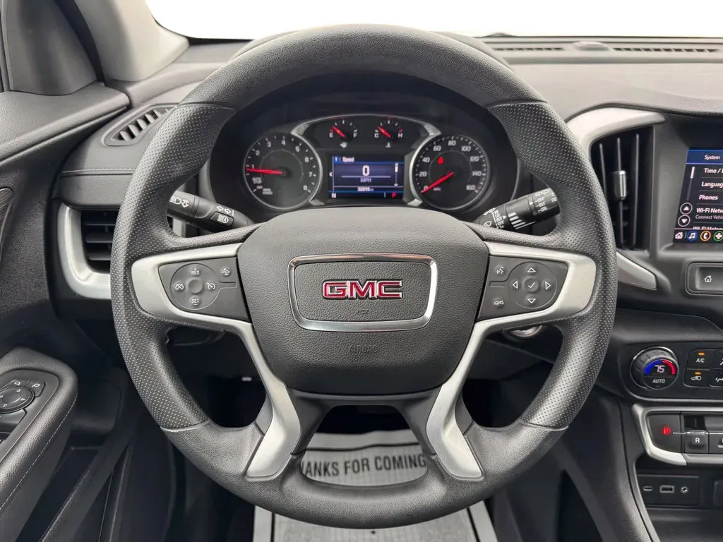 GMC Terrain photo 23