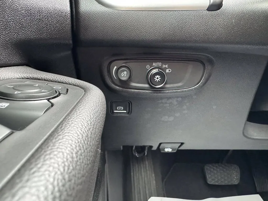 GMC Terrain photo 22