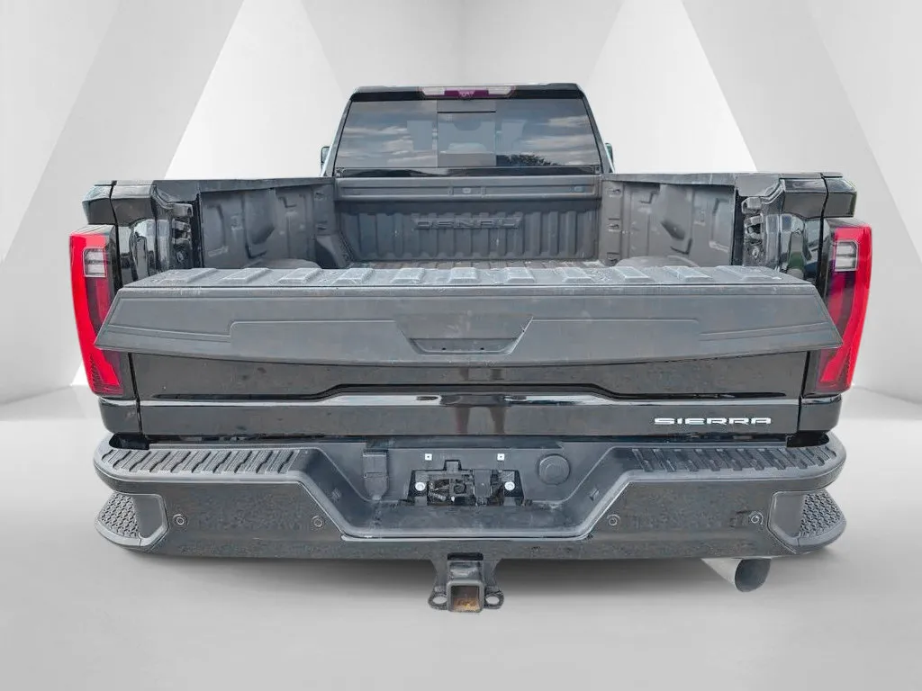 GMC Sierra photo 35