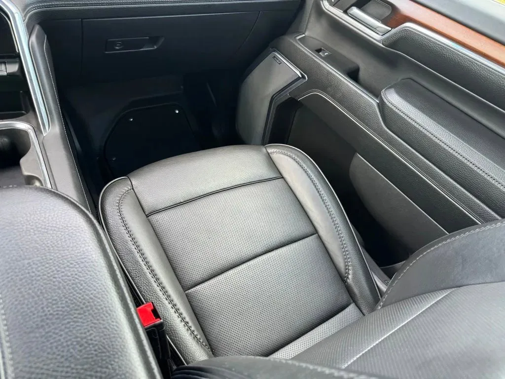 GMC Sierra photo 22