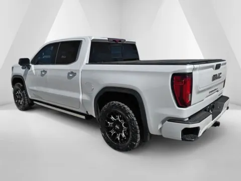More photos of 2024 GMC Sierra 1500 Denali at Braden Cadillac GMC, OH