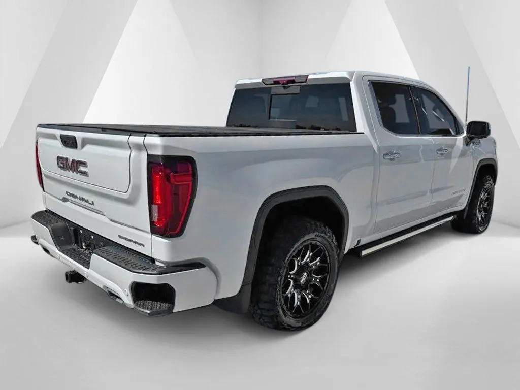 GMC Sierra photo 7