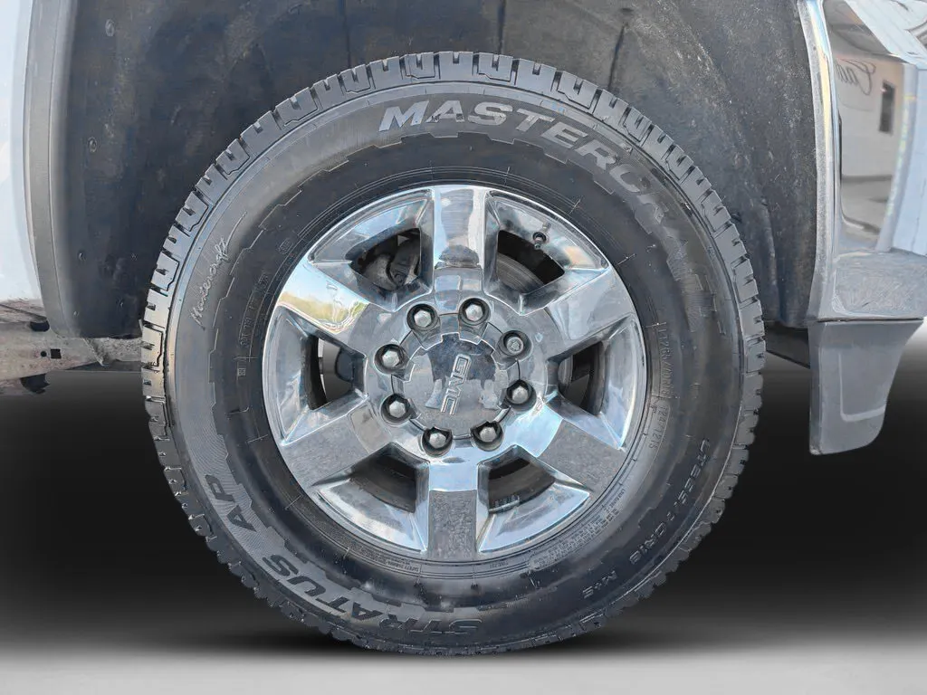 GMC Sierra photo 29