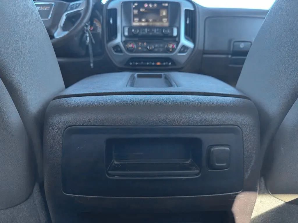 GMC Sierra photo 19