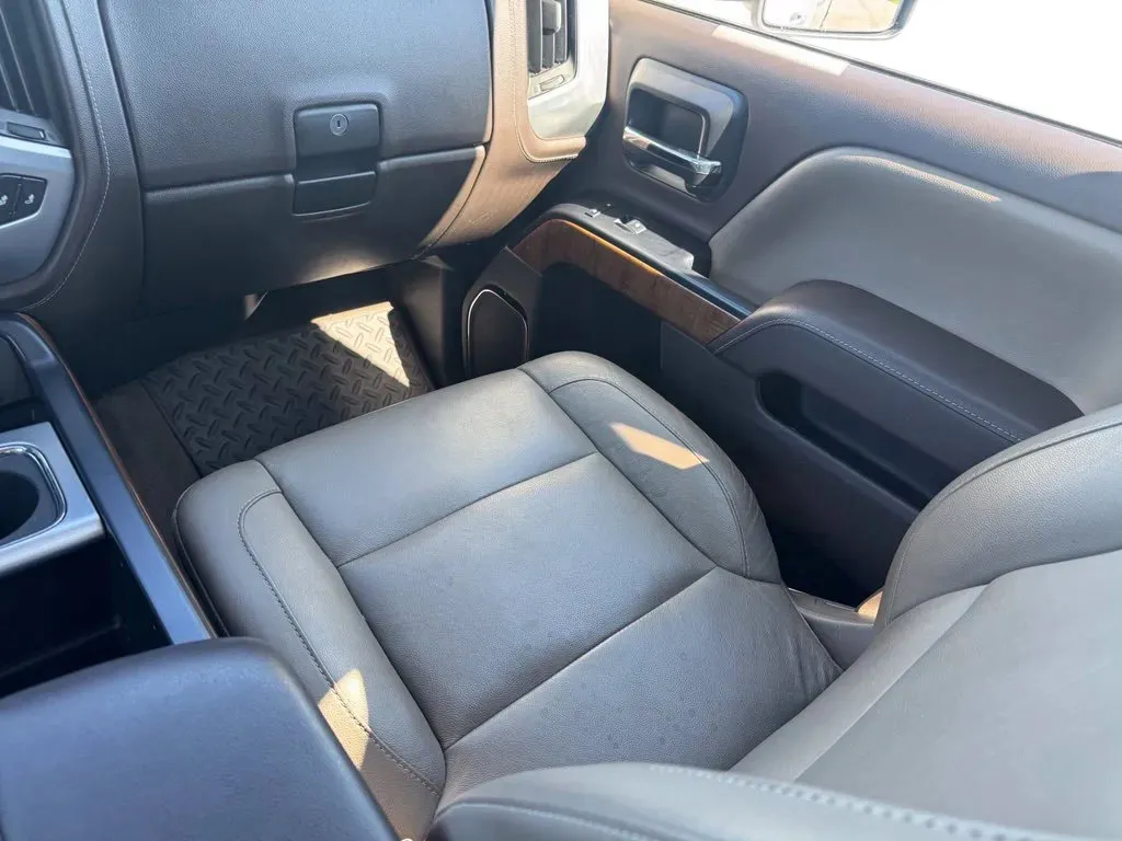 GMC Sierra photo 20
