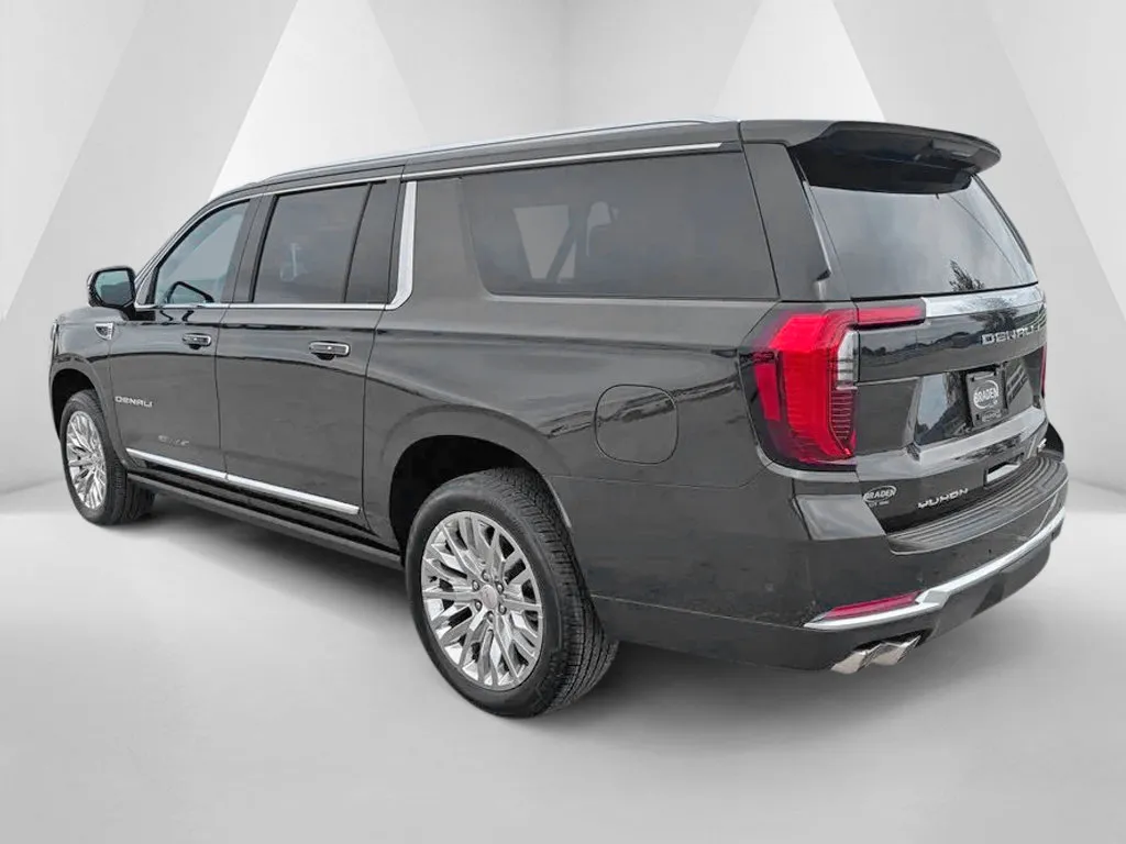 GMC Yukon XL photo 5
