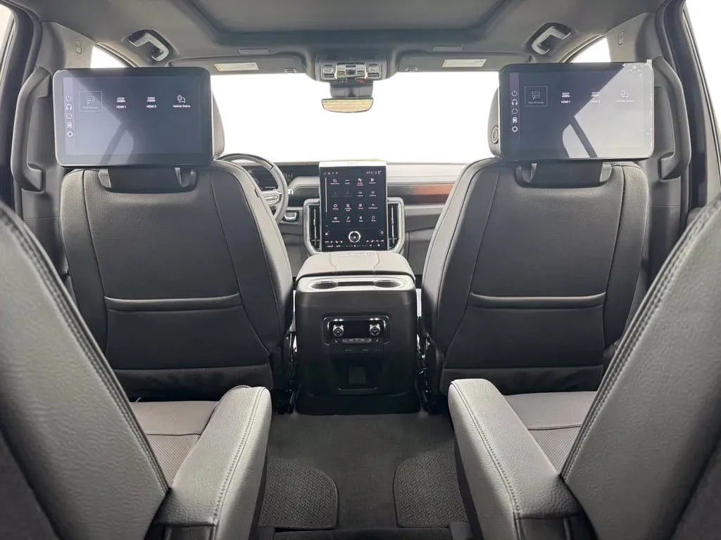 GMC Yukon XL photo 20
