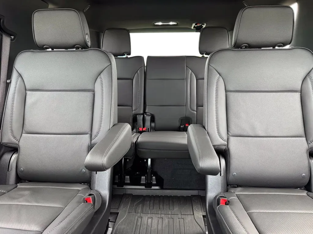GMC Yukon photo 18