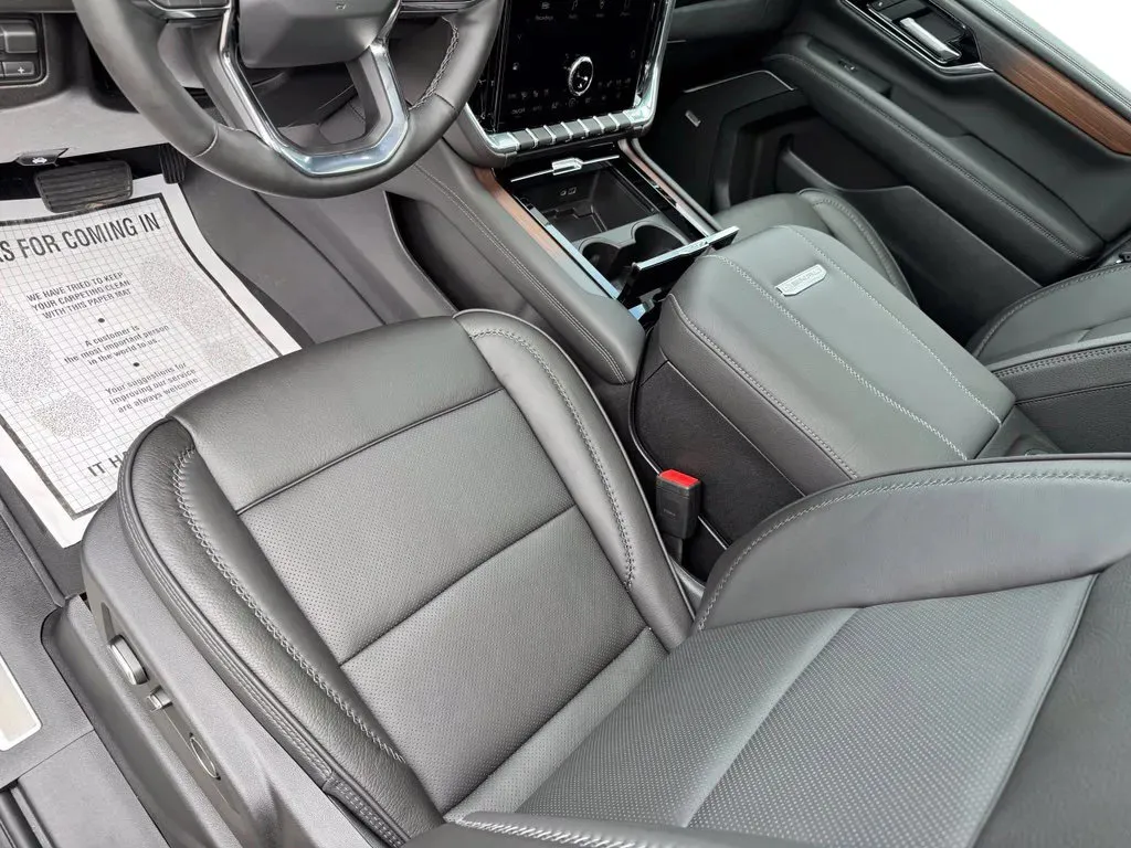 GMC Yukon photo 10