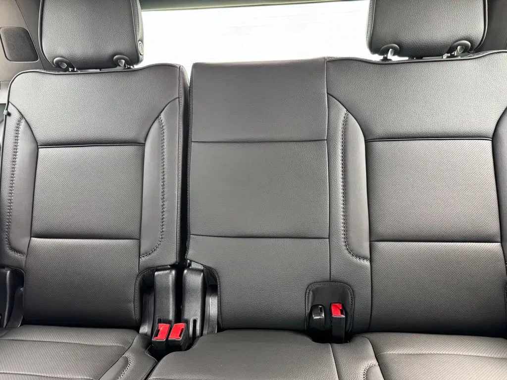 GMC Yukon photo 17